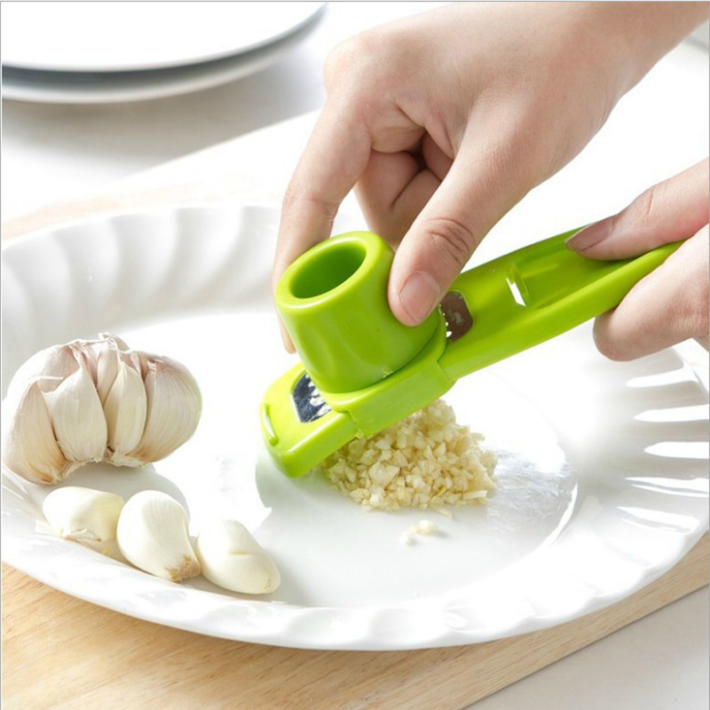 Kitchen Gadgets Gifts - 1 Pack Mini Garlic Grinder Creative